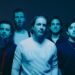 Bleeker lança novo videoclipe para 'Something On You'