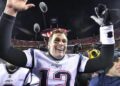 Bobby Witt Jr. joga futebol com Tom Brady na Power & Light
