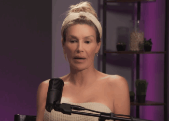 Brandi Glanville: Os médicos encontraram um tumor no meu rosto!