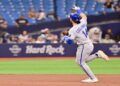 Caglianone continua chorando enquanto Royals vence Rays por 12-5