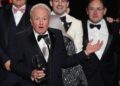 Caissie Levy, nascida em Hamilton, entre os vencedores canadenses do Tony Awards