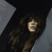 Cara Delevingne compartilha novo single co-escrito por Fiona Apple