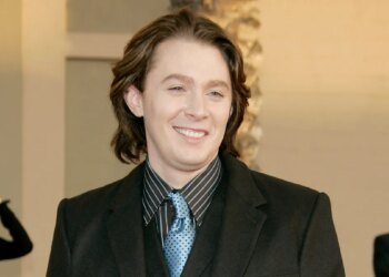 Clay Aiken fala sobre o momento viral de Kelly Ripa na TV