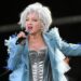 Cyndi Lauper relembra desentendimento com Steven Spielberg por causa do videoclipe de “The Goonies”