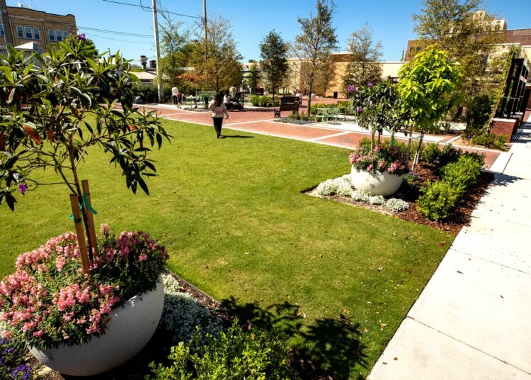 DeSantis aprova distrito de entretenimento no centro de Lake Wales
