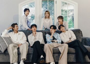 “É literalmente feito para ser lido” – Fãs defendem o BTS depois que celebridades de Hollywood cantando SWIM recebem críticas, chamando-a de música “desconhecida”