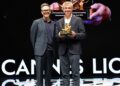 Eddy Cue recebe prêmio de Personalidade do Ano em Entretenimento no Cannes Lions
