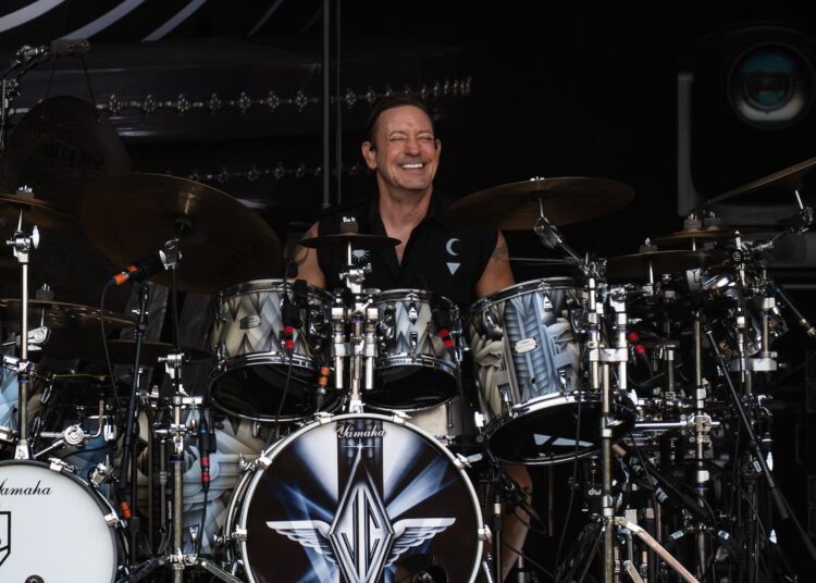 Entrevista com Jimmy Chamberlin: Smashing Pumpkins Tour, nova música