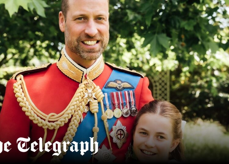 Família real deseja feliz aniversário de 44 anos ao Príncipe William