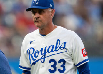 Fãs do Royals perplexos com a decisão da derrota na nona entrada