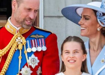 Fãs reais dão à princesa Charlotte um novo nome após a foto do dia dos pais do príncipe William