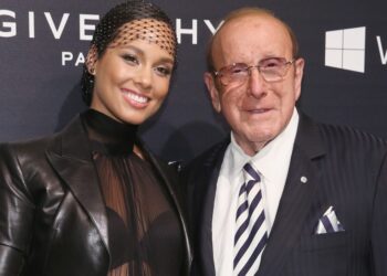 Funeral de Clive Davis: Bruce Springsteen e Alicia Keys participarão