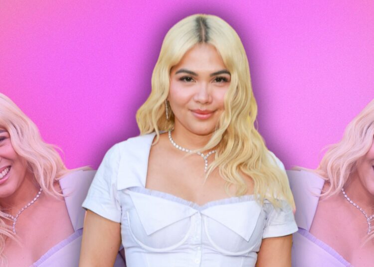 Garotas gostam de garotas: Hayley Kiyoko sobre Queer Love
