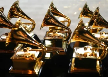 Grammy enfrenta reação negativa sobre a nova categoria de Melhor Performance de Música Pop Asiática