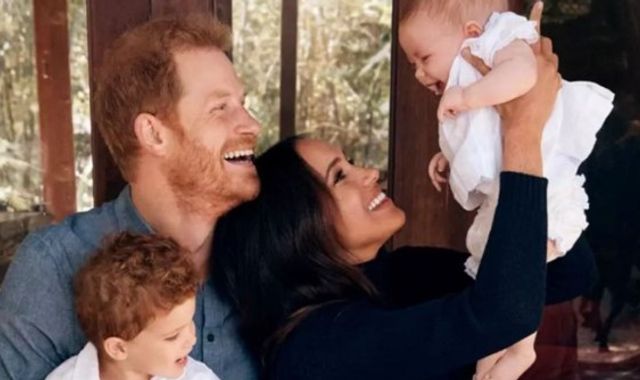 Harry e Meghan trarão crianças ao Reino Unido pela primeira vez em quatro anos