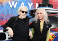 Heart of Kryponite: Debbie Harry, Chris Stein do Blondie roubam o show na estreia de Super “Supergirl” no Brooklyn Opera House