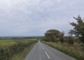 Helicóptero da Marinha Real cai em um campo em Devon | Notícias do Reino Unido