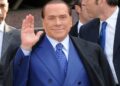 Herdeiros de Berlusconi vendem Villa Certosa por 350 milhões de euros à realeza do Catar