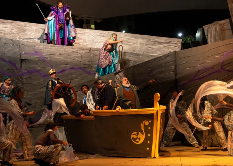 Histórias de sobrevivência marcam 250 anos da América, 400 anos de Shakespeare