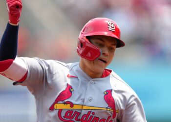 JJ Wetherholt Homers ajudam os Cardinals a vencer o Slugfest no Royals Sunday