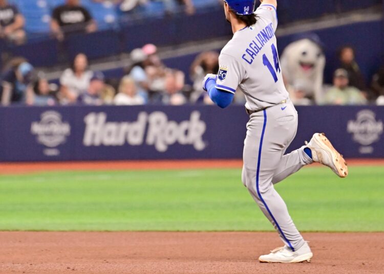 Jac Caglianone continua rasgando com 2 home run e 3 RBIs enquanto o Royals vence o Rays por 12-5