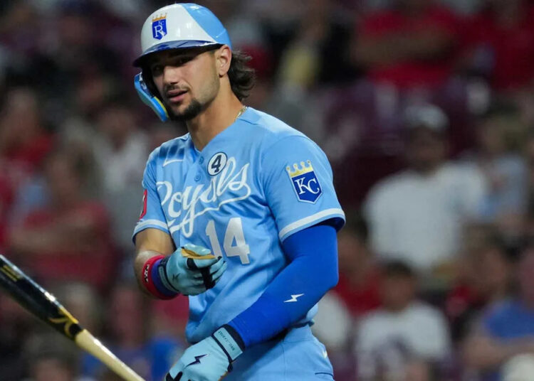 Jac Caglianone, do Royals, sai do jogo dos Twins devido a uma lesão no ombro