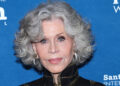 Jane Fonda apela aos líderes da indústria do entretenimento para defenderem o 'direito à liberdade de expressão'