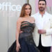 Jennifer Lopez encerra rumores de namoro com Brett Goldstein após uma estranha entrevista ao vivo na TV