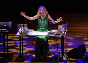 Jennifer Walshe será curadora do Deep Time Festival de Novas Músicas da Fruitmarket