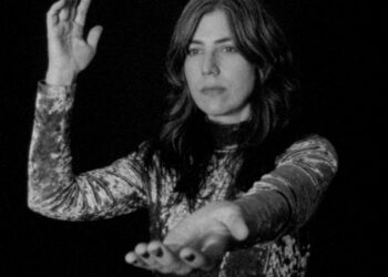 Julia Holter anuncia novo álbum ‘Materia’: Ouça “Fantasy”