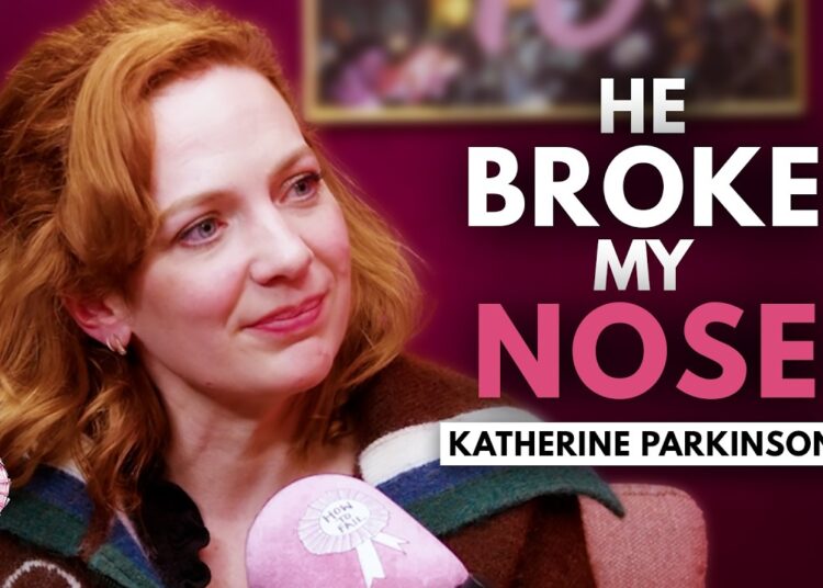 Katherine Parkinson compartilha ‘vergonha’ de agressão sobre a qual ela não falava há muitos anos