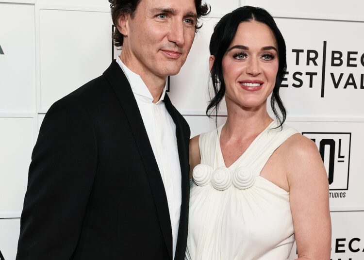 Katy Perry e Justin Trudeau fazem estreia no tapete vermelho no Tribeca Festival