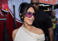 Kim Kardashian ensina personagem de Will Ferrell a tirar a selfie perfeita