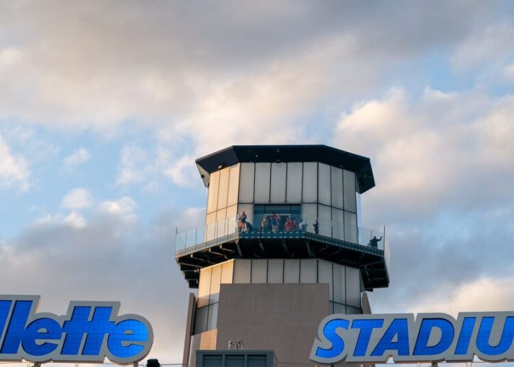 Kraft Sports + Entertainment abre processo contra a cidade de Foxborough