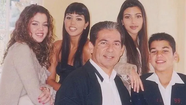 Kris Jenner celebra os pais e as figuras paternas em sua vida, incluindo Caitlyn Jenner e os ex-namorados de suas filhas