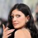Kylie Jenner processada por personal chef que abortou no trabalho