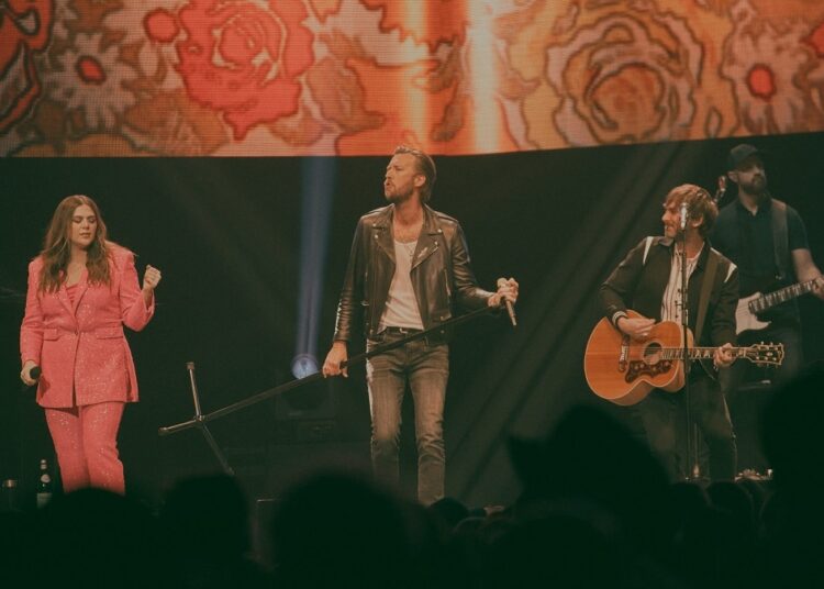 Lady A traz a magia do Natal com a turnê 'This Winter's Night' 2026