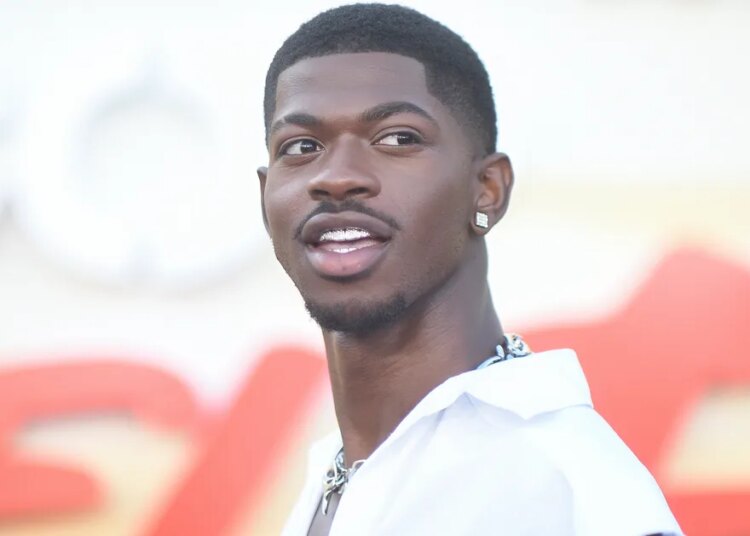 Lil Nas X aborda reabilitação e novo diagnóstico