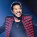 Lionel Richie registra marcas registradas e expressa medos de IA
