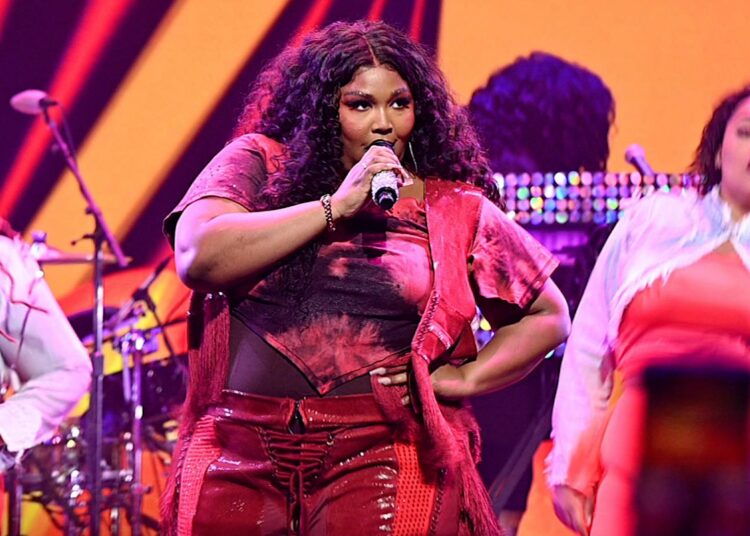 Lizzo’s comeback flop, explained | celebrity.land