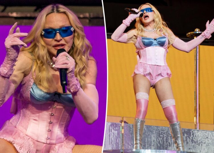 Madonna, 67 anos, choca com espartilho rosa colante em show surpresa na Times Square em Nova York