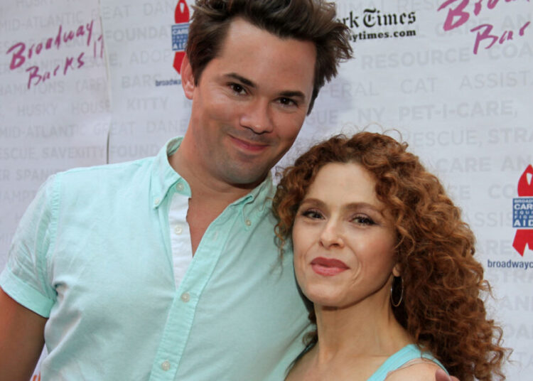 Mais de 60 apresentadores famosos se juntarão a Bernadette Peters e Andrew Rannells no Broadway Barks