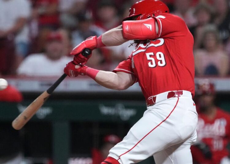 McCoy: Reds encontram um caminho, superam Royals para uma vitória improvável em 10 entradas | Esportes