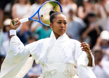Naomi Osaka homenageia a herança japonesa em Wimbledon 2026 com vestido de inspiração cerimonial