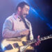 Noah Kahan provoca mudanças no setlist da turnê de 2026 após o show de estreia