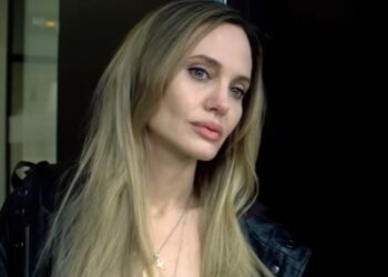Novo filme com classificação R de Angelina Jolie recebe críticas sombrias no Rotten Tomatoes