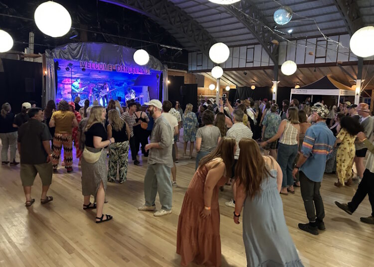 O Salt Shaker Music Festival retorna a Manitou Beach com programação lotada e atmosfera íntima de pradaria – DiscoverHumboldt.com