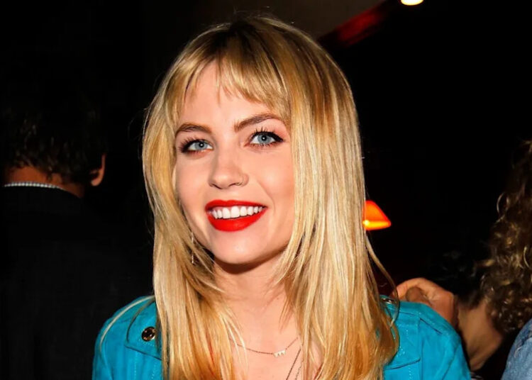 O ator de 'All My Children' Paul Avery e sua esposa Sheila morrem em um incêndio em uma casa