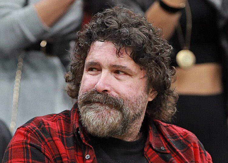 O ícone da WWE, Mick Foley, revela como os comentários de Rob Reiner de Trump encerraram seu relacionamento com a empresa