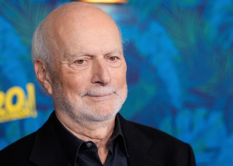 O lendário diretor de TV James Burrows morre aos 85 anos